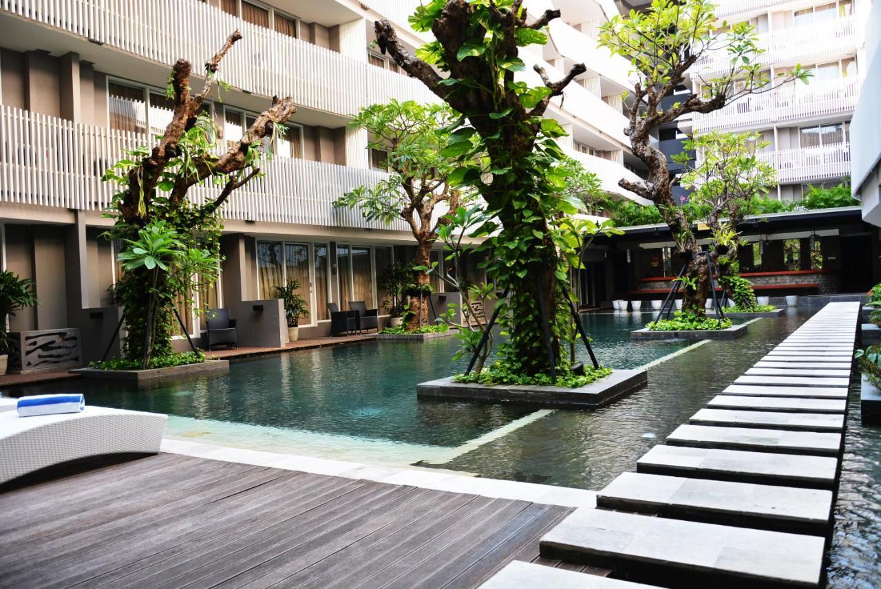 Готель Ramada By Wyndham Bali Sunset Road Kuta Семіньяк Екстер'єр фото