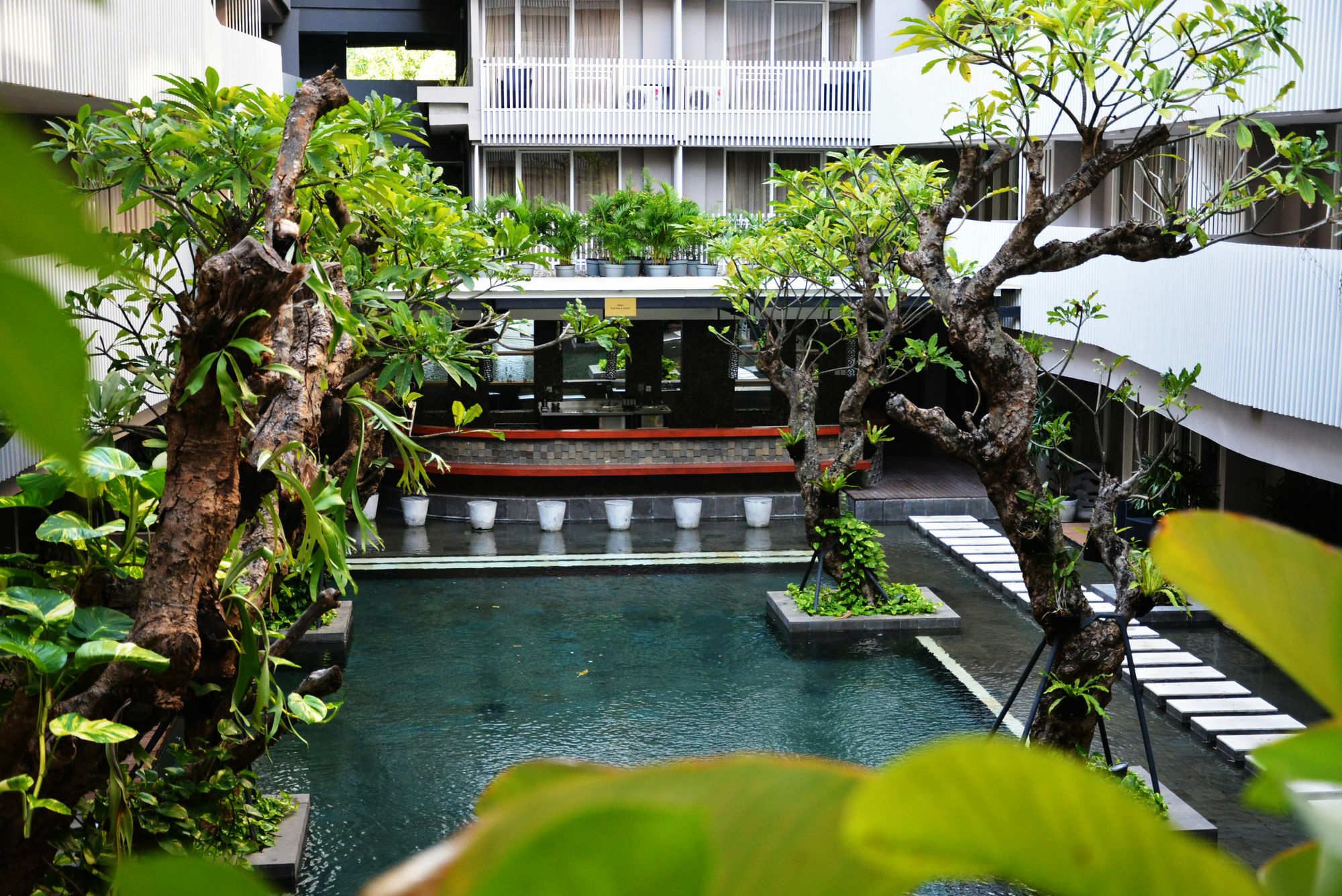 Готель Ramada By Wyndham Bali Sunset Road Kuta Семіньяк Екстер'єр фото